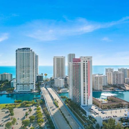 Pool - Infinity View - Balcony - Gym - Near Beach Hallandale Beach Buitenkant foto