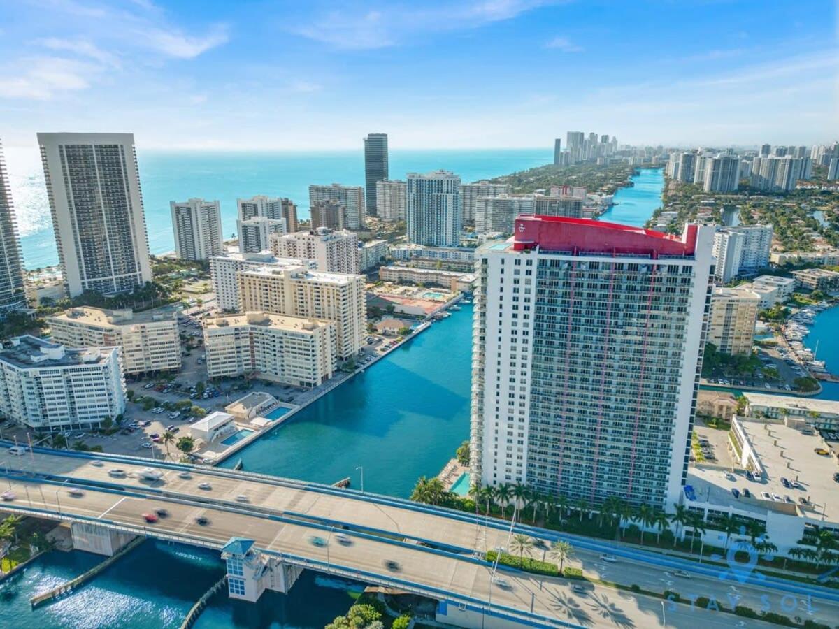 Pool - Infinity View - Balcony - Gym - Near Beach Hallandale Beach Buitenkant foto